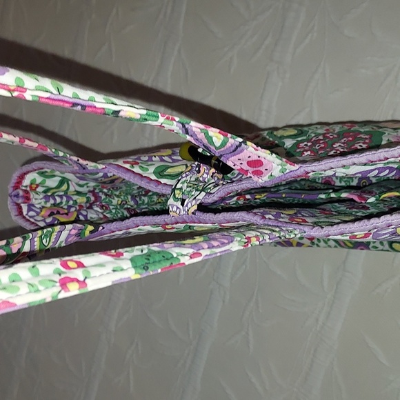 Retired Vera Bradley Cottagecore Tote Bag - Picture 9 of 14